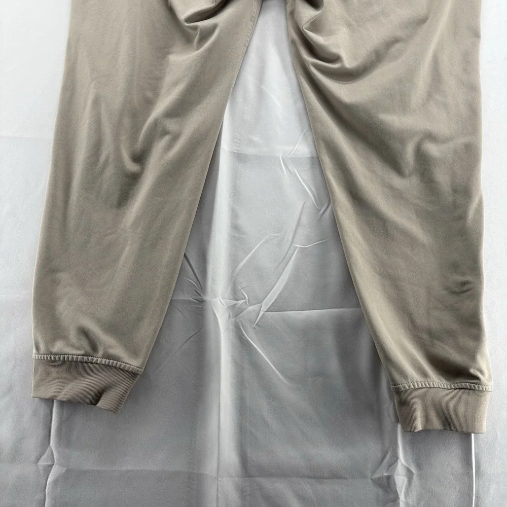 Under Armour Joggers Men Size 2XL Khaki Sportstyle Tricot Pants Athletic Running
